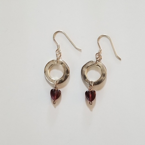 New Sterling Silver Circle w Heart Earrings - Picture 1 of 3